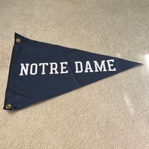 Notre Dame pennant with grommets